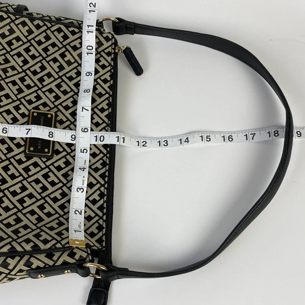 NEW Tommy Hilfiger Dark Brown Signature Print Hobo Bag